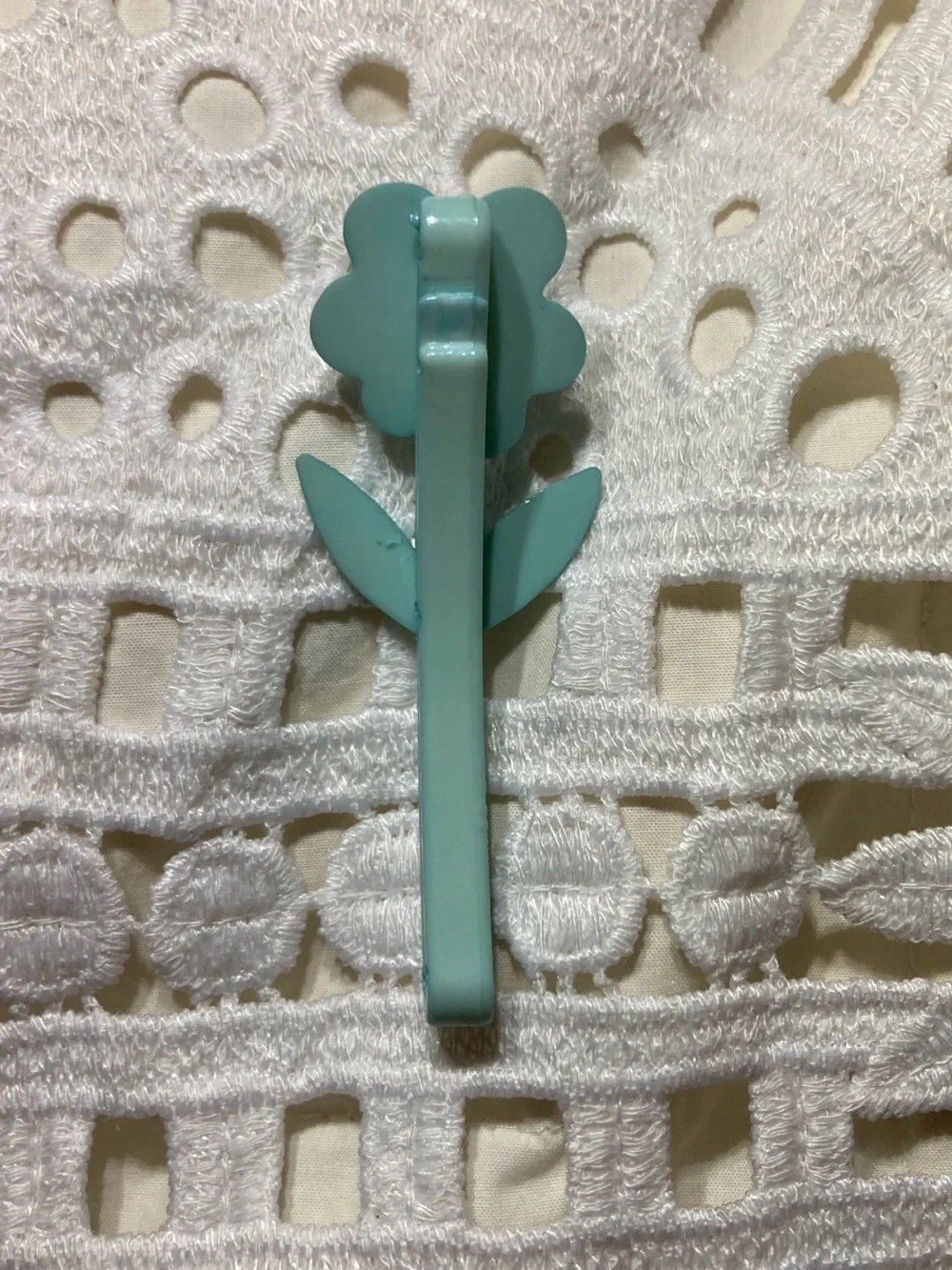 Vintage Buch + Deichmann Flower Crystal Hair Barrett (in aqua)